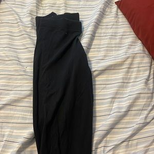 PINK solid black leggings. Size:large